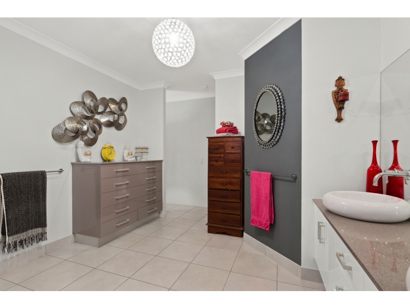 31 Propeller Court, Trinity Beach QLD 4879