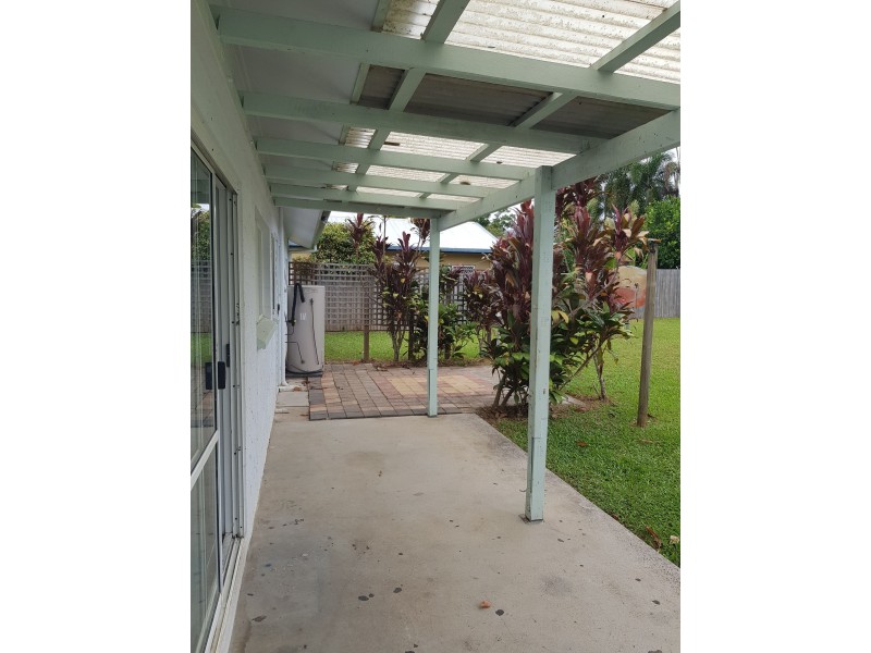 48 Bathurst Drive, Bentley Park QLD 4869