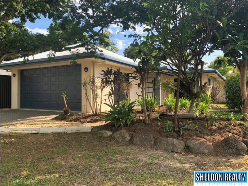 2 Helix Close, Clifton Beach QLD 4879