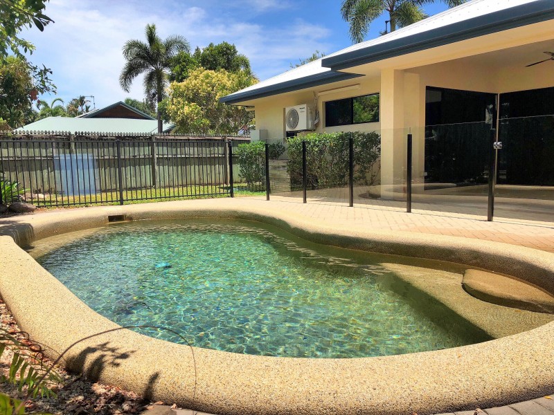 2 Helix Close, Clifton Beach QLD 4879