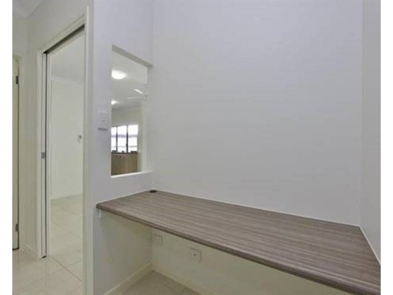 6 Sago Close, Palm Cove QLD 4879