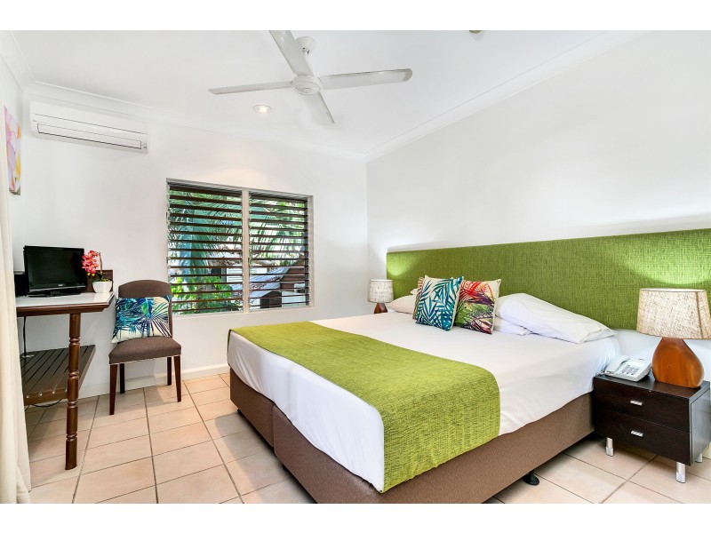23 & 24/10-14 Amphora Street, Palm Cove QLD 4879