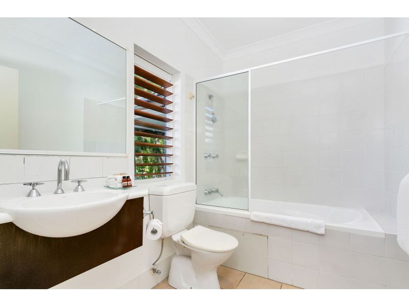 23 & 24/10-14 Amphora Street, Palm Cove QLD 4879