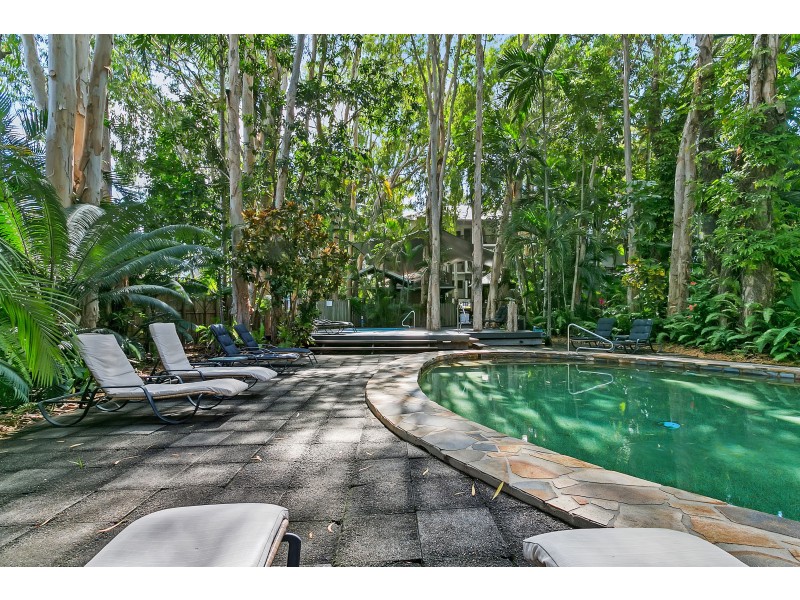23 & 24/10-14 Amphora Street, Palm Cove QLD 4879