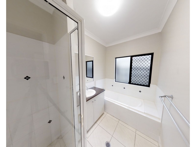 164 Timberlea Drive, Bentley Park QLD 4869