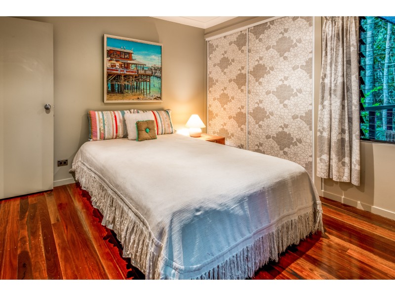 13 Bena Street, Smithfield QLD 4878