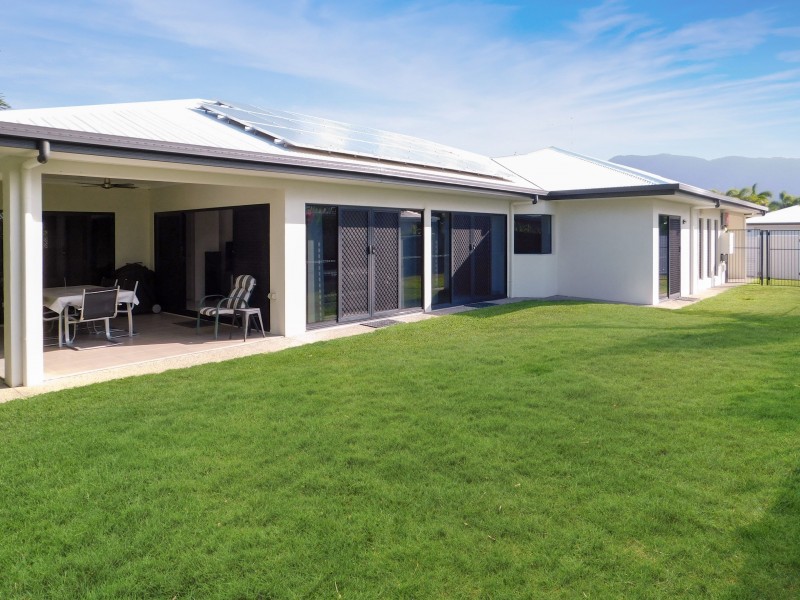 25 Torbay Street, Kewarra Beach QLD 4879