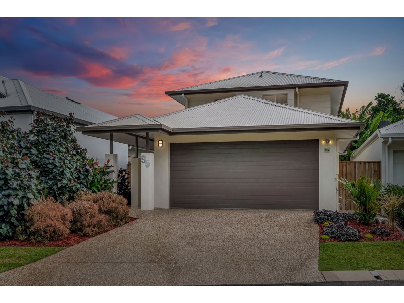 95 Cascade Boulevard, Palm Cove QLD 4879