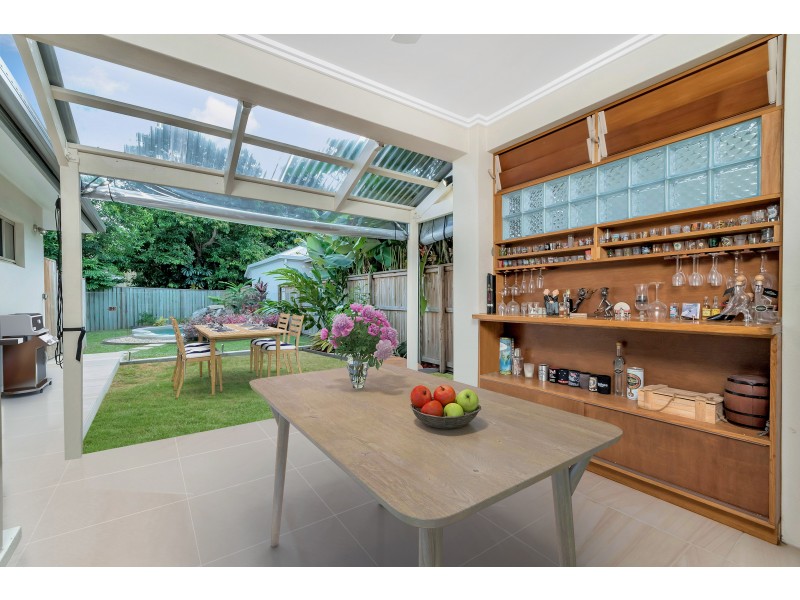 95 Cascade Boulevard, Palm Cove QLD 4879