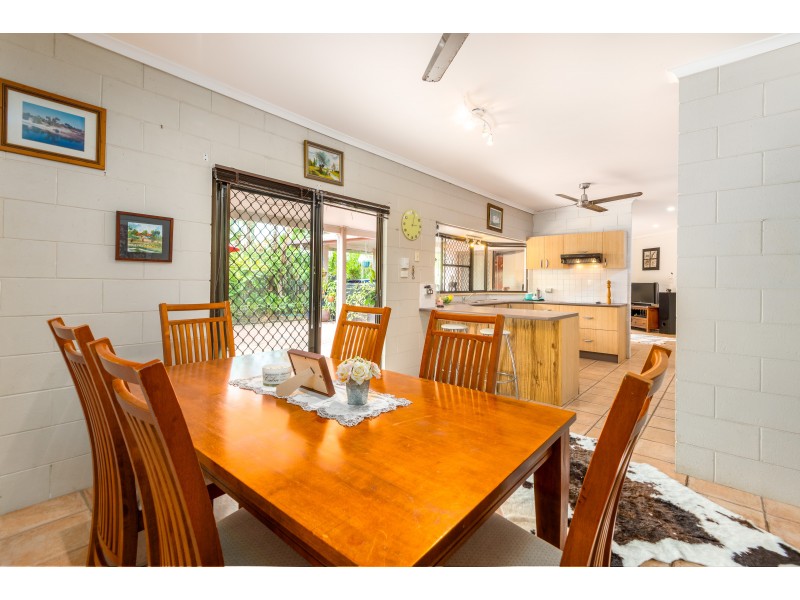27 Starling Street, Kewarra Beach QLD 4879