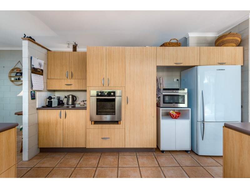 27 Starling Street, Kewarra Beach QLD 4879