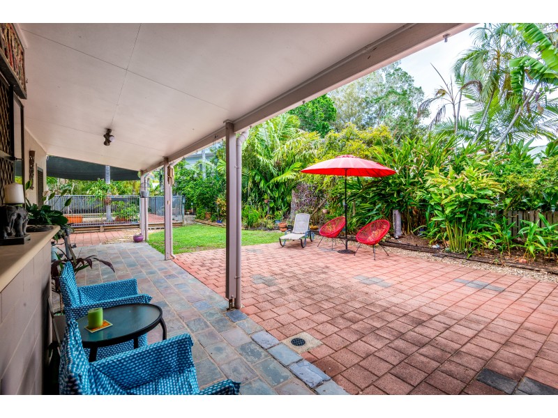 27 Starling Street, Kewarra Beach QLD 4879
