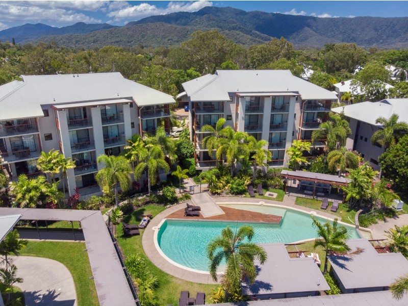 14/2-8 Bluewater Lane, Trinity Beach QLD 4879