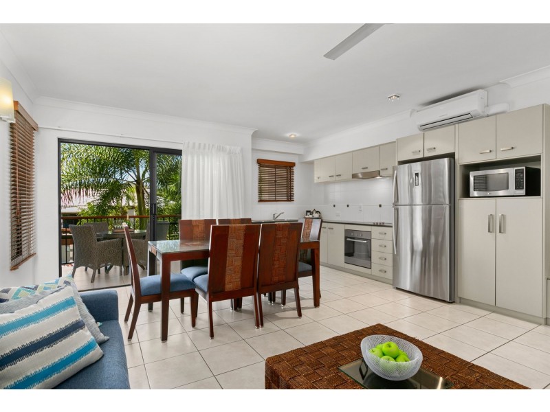 14/2-8 Bluewater Lane, Trinity Beach QLD 4879