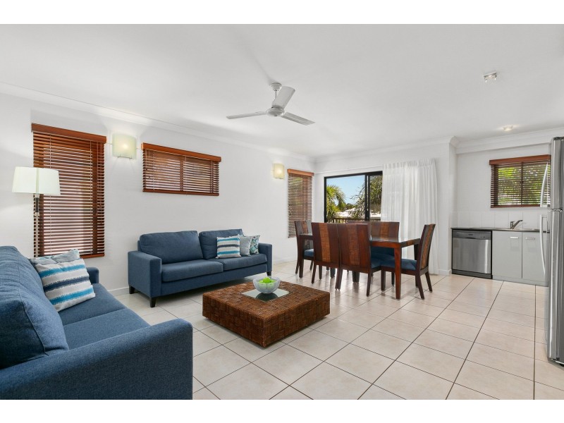 14/2-8 Bluewater Lane, Trinity Beach QLD 4879