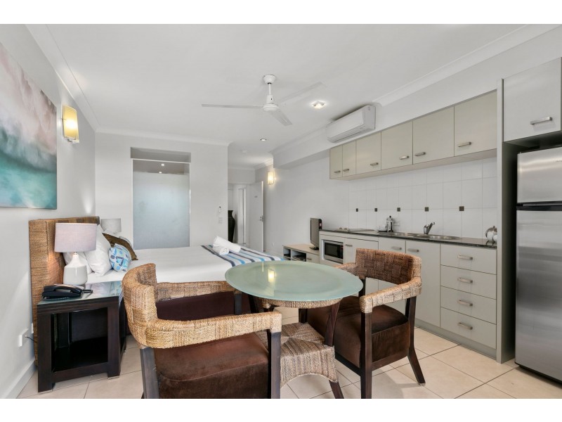 14/2-8 Bluewater Lane, Trinity Beach QLD 4879