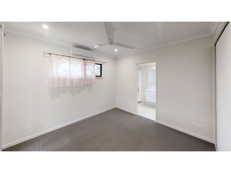 4 Musgrave Street, Smithfield QLD 4878