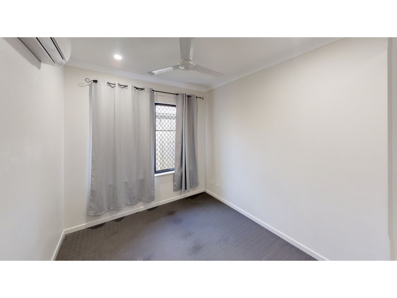 4 Musgrave Street, Smithfield QLD 4878