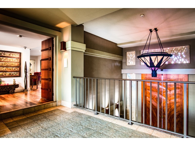 9/11 Colonel Cummings Drive, Palm Cove QLD 4879