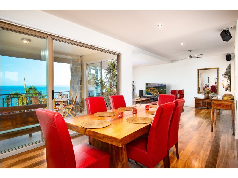 9/11 Colonel Cummings Drive, Palm Cove QLD 4879