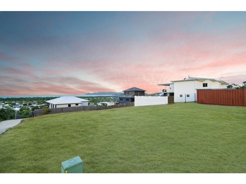 56 Goicoechea Drive, Bushland Beach QLD 4818