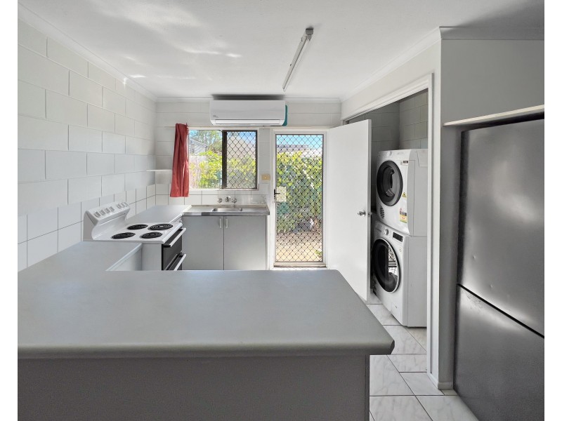 1/22 Hoare Street, Manunda QLD 4870