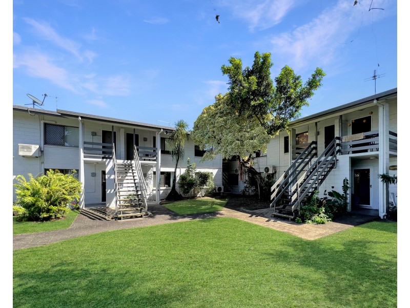1/22 Hoare Street, Manunda QLD 4870