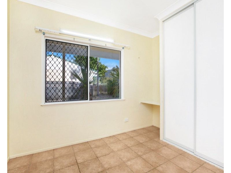 7 Resolution Drive, Bentley Park QLD 4869