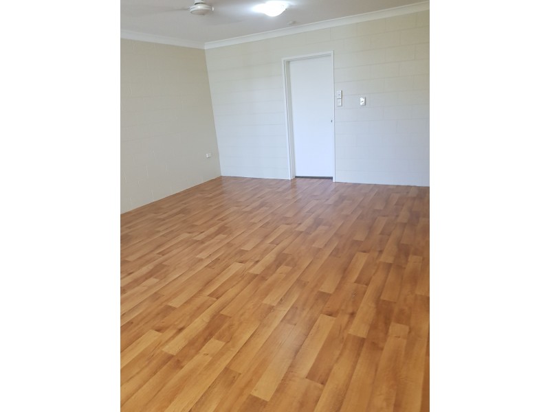 4/5 Nelson Street, Bungalow QLD 4870