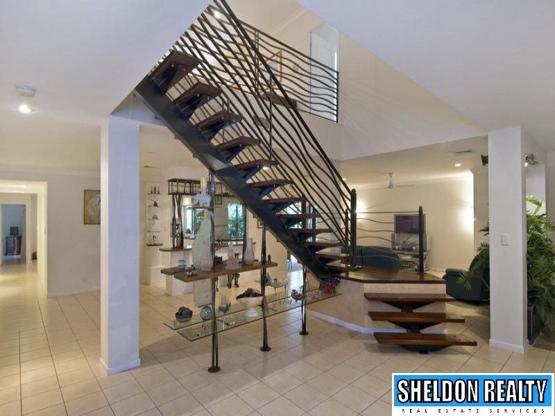 10 Whitehaven Ct, Clifton Beach QLD 4879