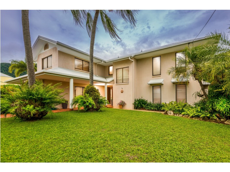 58 Cedar Rd, Palm Cove QLD 4879