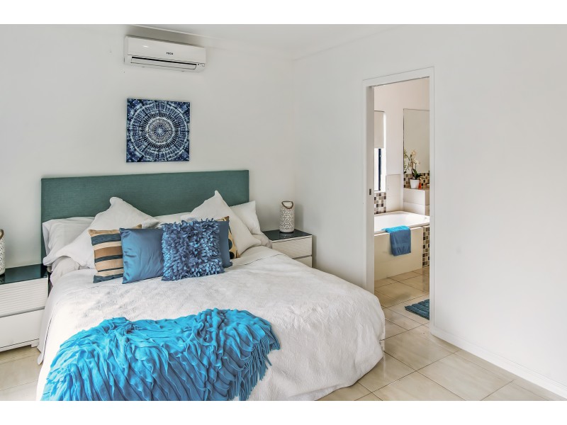 1 Marmion Close, Kewarra Beach QLD 4879