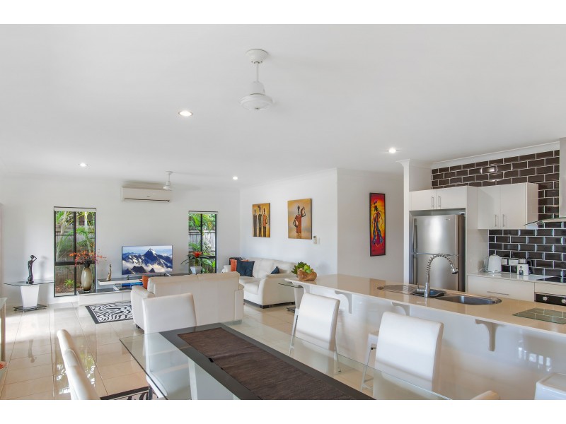 1 Marmion Close, Kewarra Beach QLD 4879