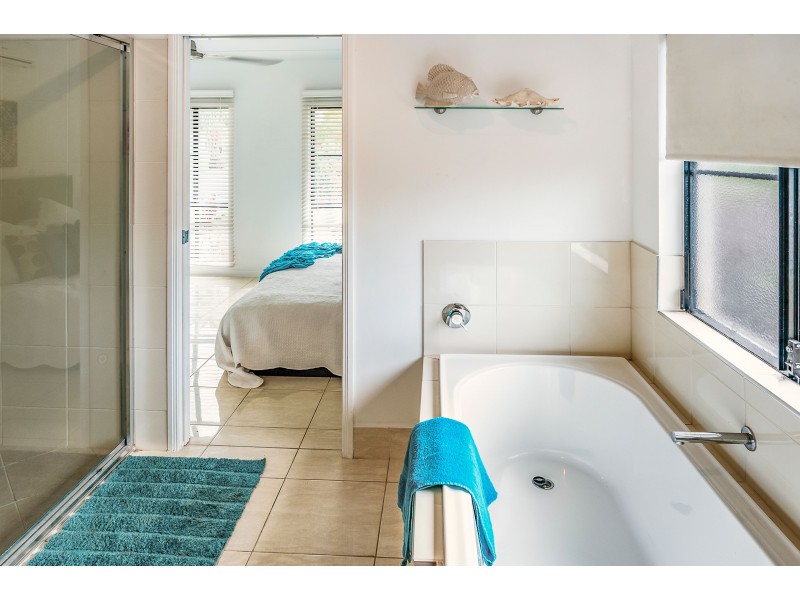 1 Marmion Close, Kewarra Beach QLD 4879