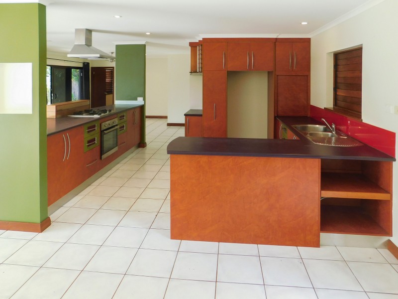 45 Jamieson St, Trinity Beach QLD 4879