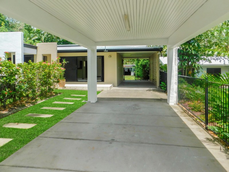 45 Jamieson St, Trinity Beach QLD 4879