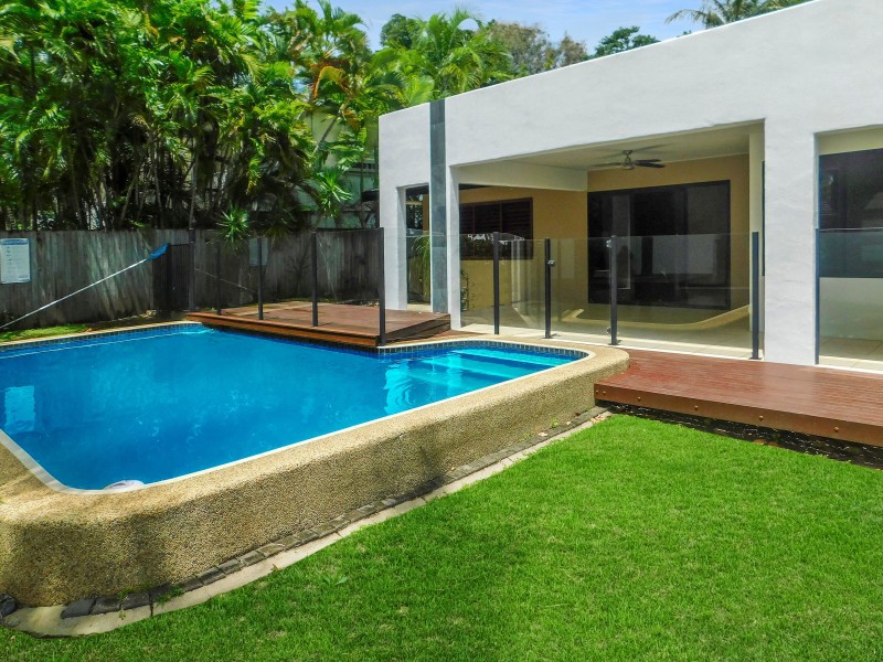 45 Jamieson St, Trinity Beach QLD 4879