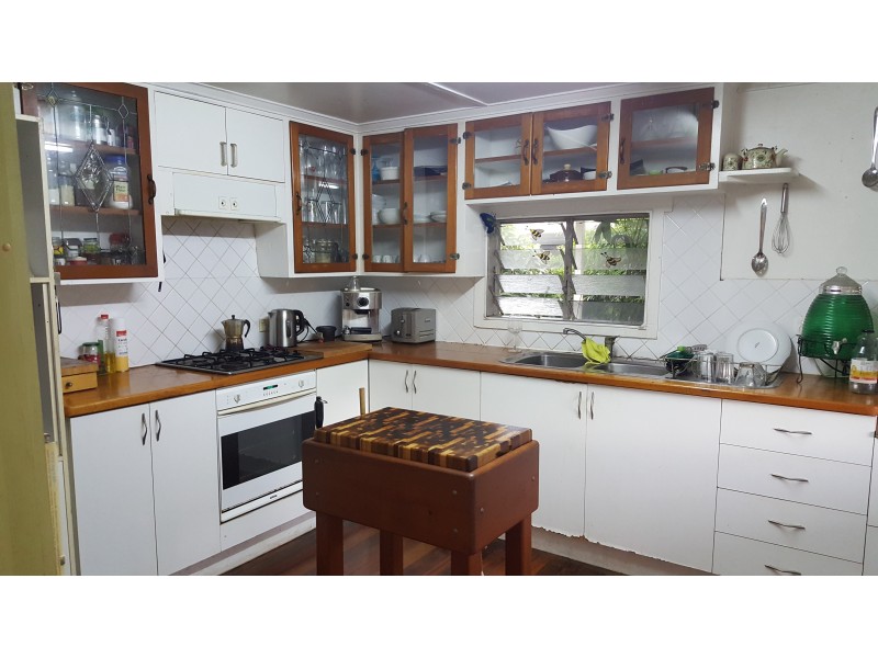 228 Mccoombe Street, Bungalow QLD 4870