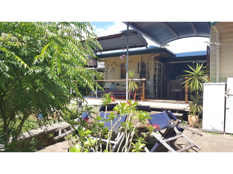 228 Mccoombe Street, Bungalow QLD 4870