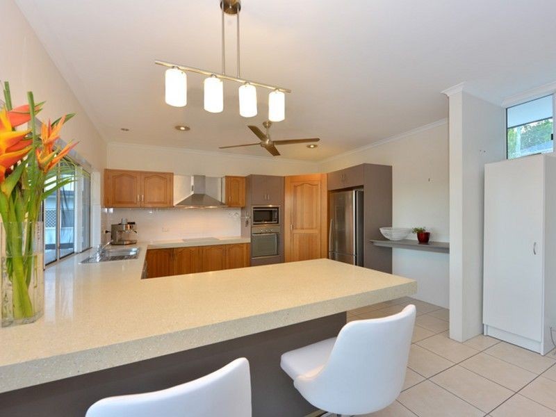 12 Trundle Terrace, Whitfield QLD 4870