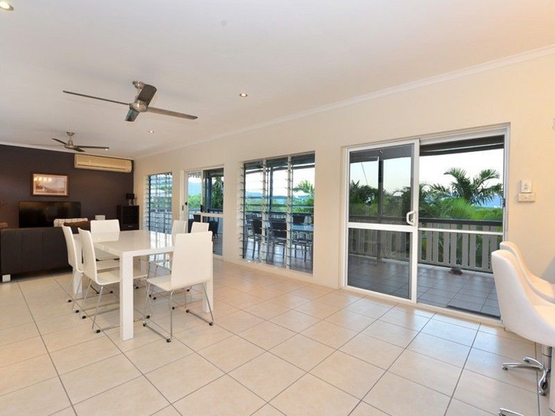12 Trundle Terrace, Whitfield QLD 4870