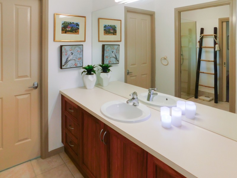 20 Moore Road, Kewarra Beach QLD 4879