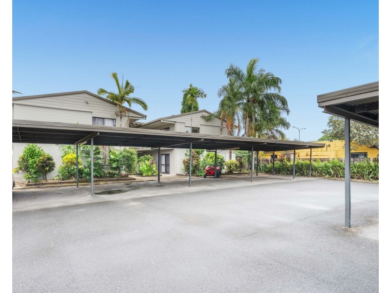 15/235 Mcleod Street, Cairns North QLD 4870