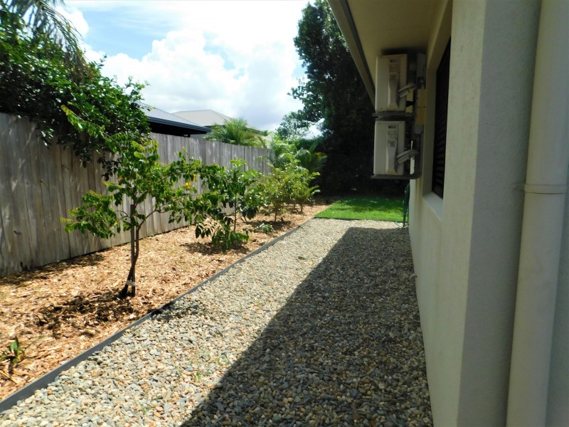 16 Seton Street, Trinity Park QLD 4879