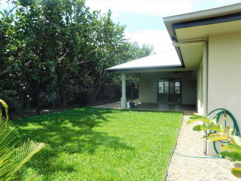 16 Seton Street, Trinity Park QLD 4879