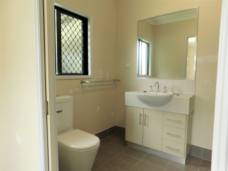 16 Seton Street, Trinity Park QLD 4879