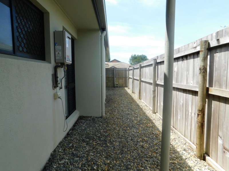 16 Seton Street, Trinity Park QLD 4879