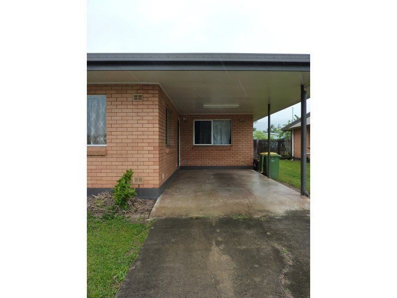 1/40 Toogood Road, Woree QLD 4868