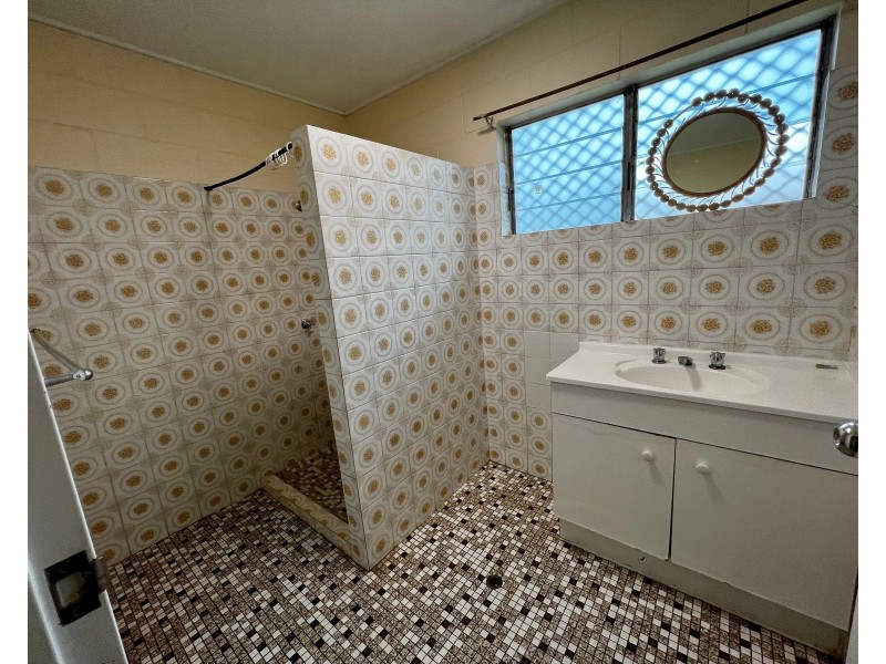 1/5 Page Street, Earlville QLD 4870