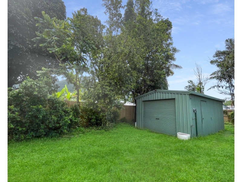 6 Jordan Close, Mooroobool QLD 4870